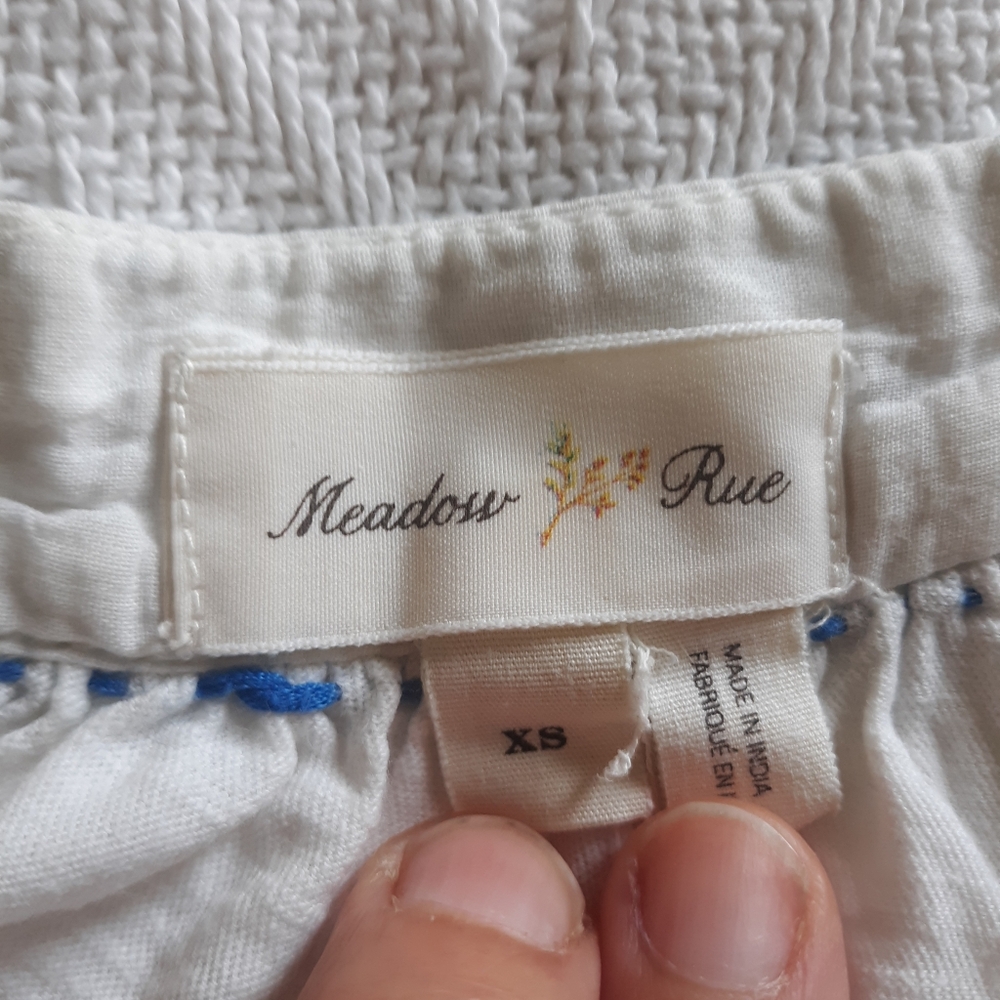 High-low Embroidered Tunic - Picture 8 of 8